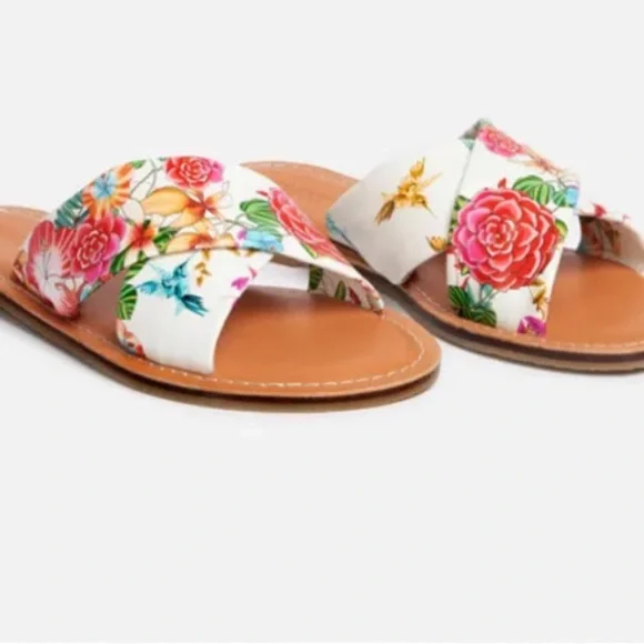 Johnny Was Andra Floral Cross-Band Sandals – Size 7 - Picture 3 of 7